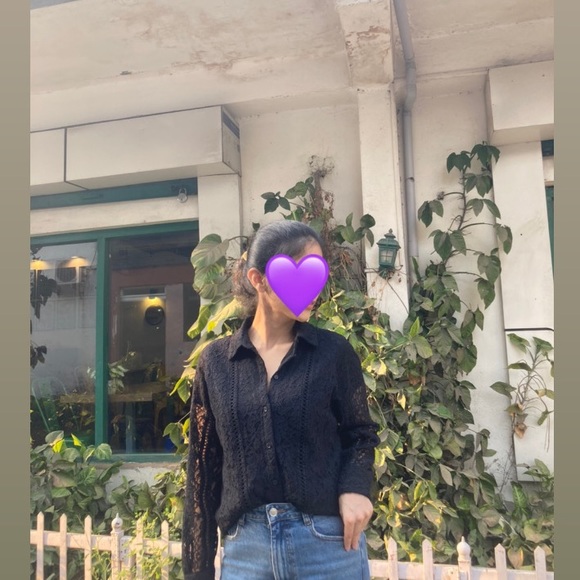 ZARA Lace Shirt with Cutwork Detailing - Picture 4 of 10